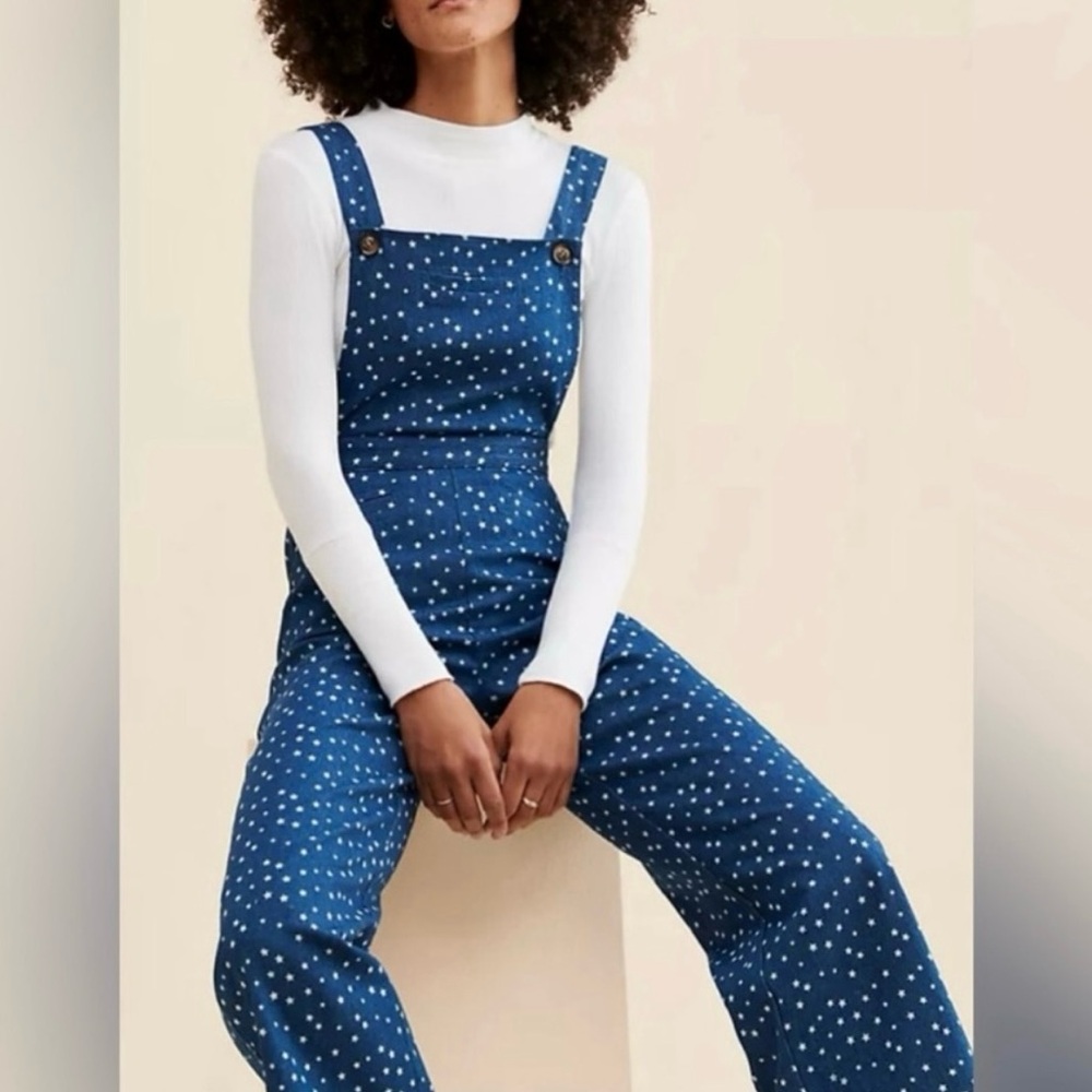 Anthropologie x Saint Geraldine Suggs blue bib overalls with star print.Size L